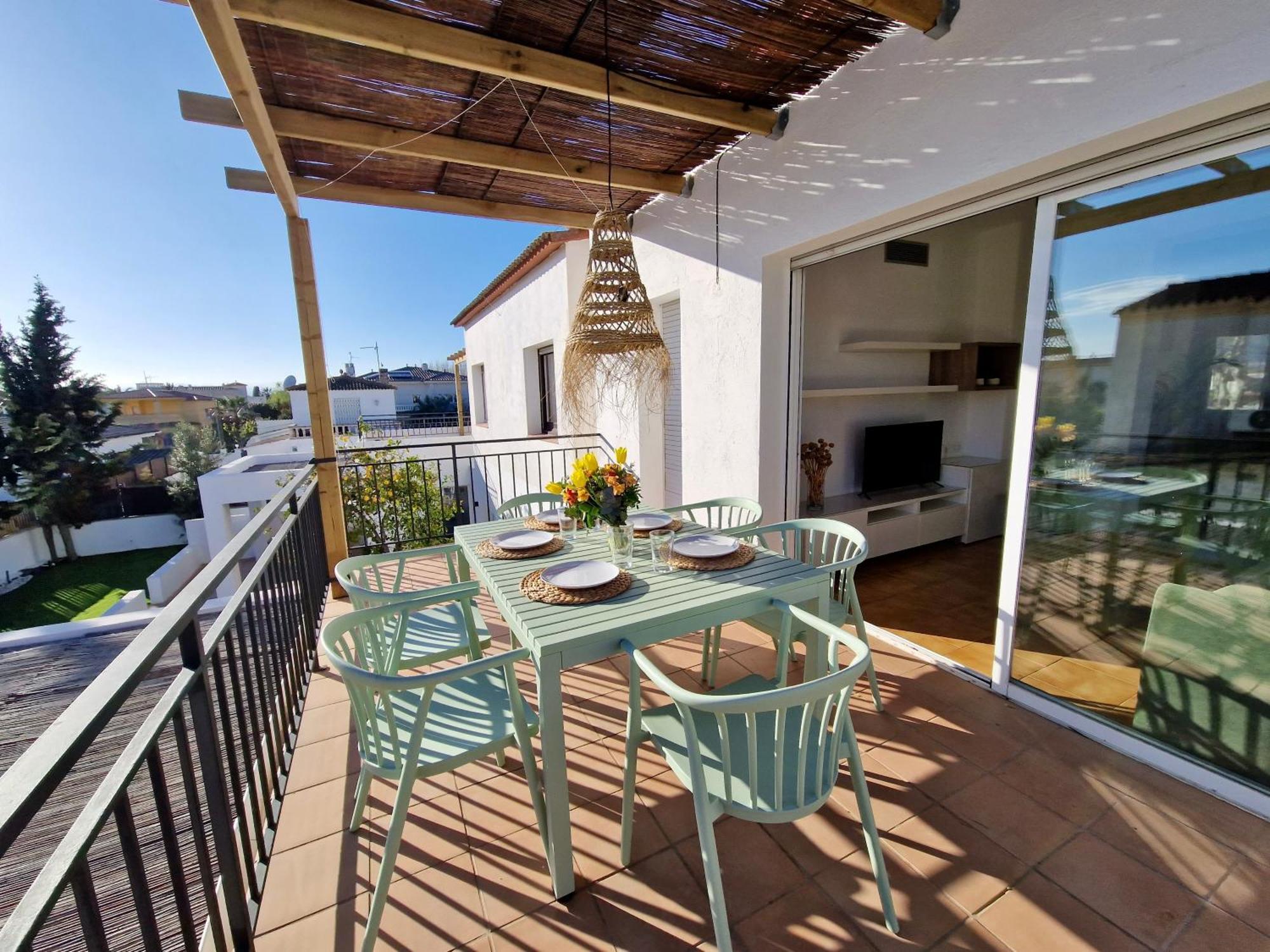 Gorgot P1 I Apartamento Con Terraza Y Piscina Comunitaria Cerca De La Playa Empuriabrava Extérieur photo