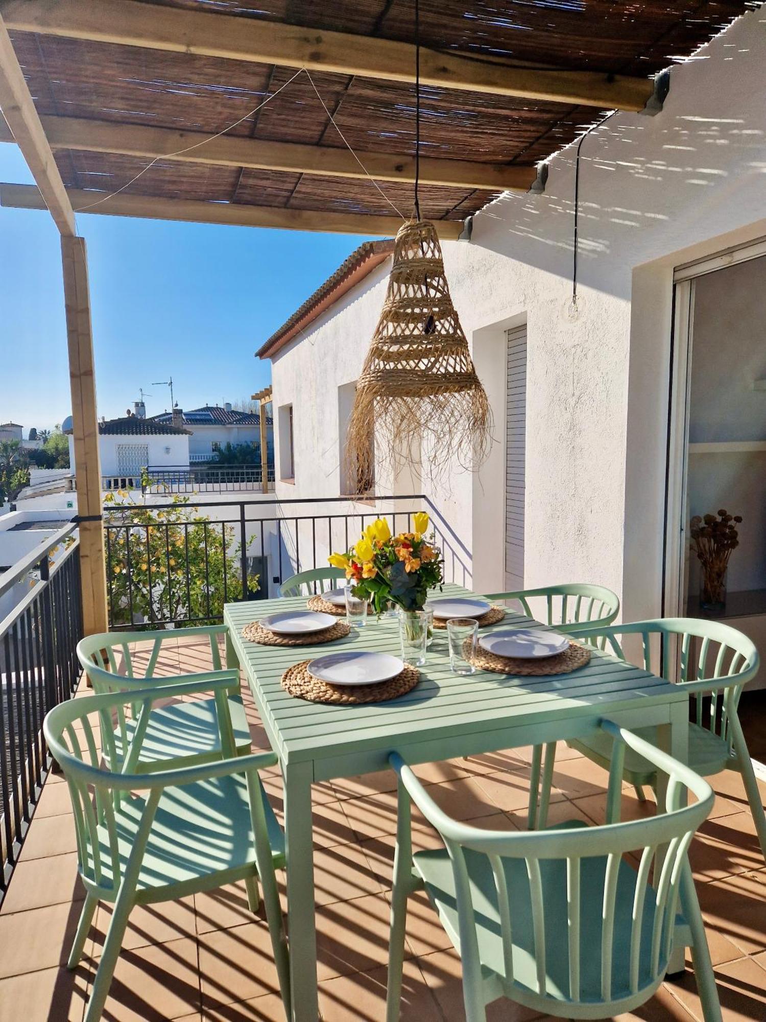 Gorgot P1 I Apartamento Con Terraza Y Piscina Comunitaria Cerca De La Playa Empuriabrava Extérieur photo